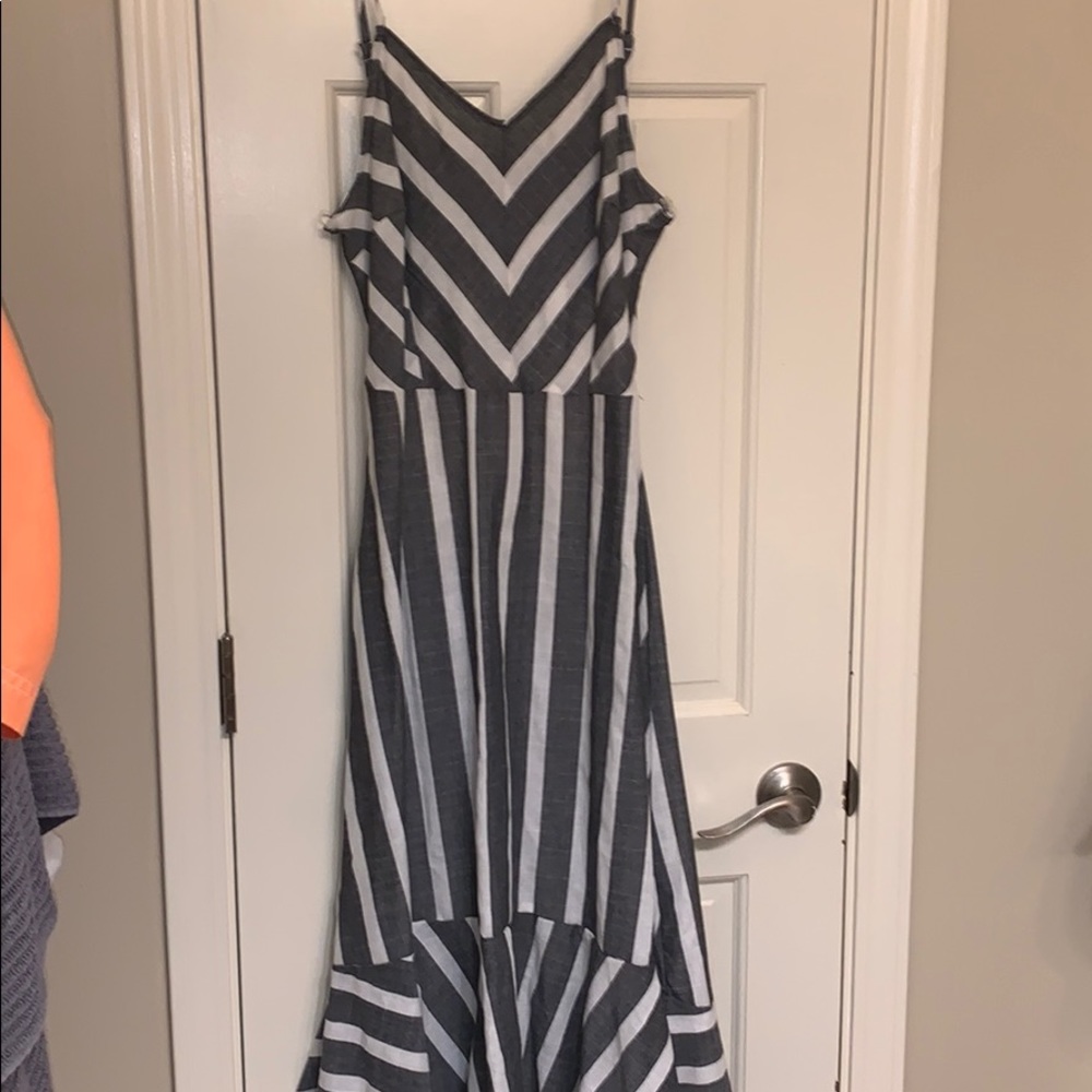 Chevron Midi Dress-gray